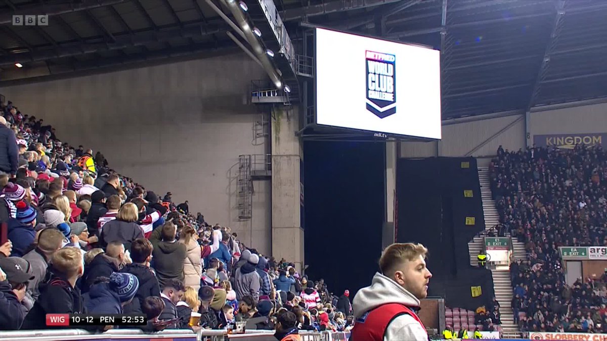 Pure determination from Jake Wardle! 💪 #BBCRL #WorldClubChallenge
