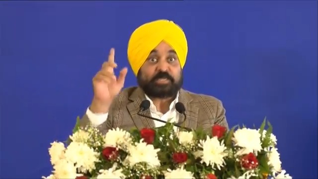 ਲੋਕਾਂ ਦੇ ਵਿੱਚ ਜਾ ਕੇ ਉਹਨਾਂ ਦੀਆਂ ਸਮੱਸਿਆਵਾਂ ਦਾ ਮੌਕੇ 'ਤੇ ਹੀ ਹੱਲ ਕਰ ਰਹੇ ਹਾਂ...ਜੇ ਅਸੀਂ ਵੋਟਾਂ ਮੰਗਣ ਲੋਕਾਂ ਕੋਲ ਜਾ ਸਕਦੇ ਹਾਂ ਤਾਂ ਸਮੱਸਿਆਵਾਂ ਸੁਣਨ ਲਈ ਲੋਕਾਂ ਕੋਲ ਕਿਉਂ ਨਹੀਂ ਆ ਸਕਦੇ...