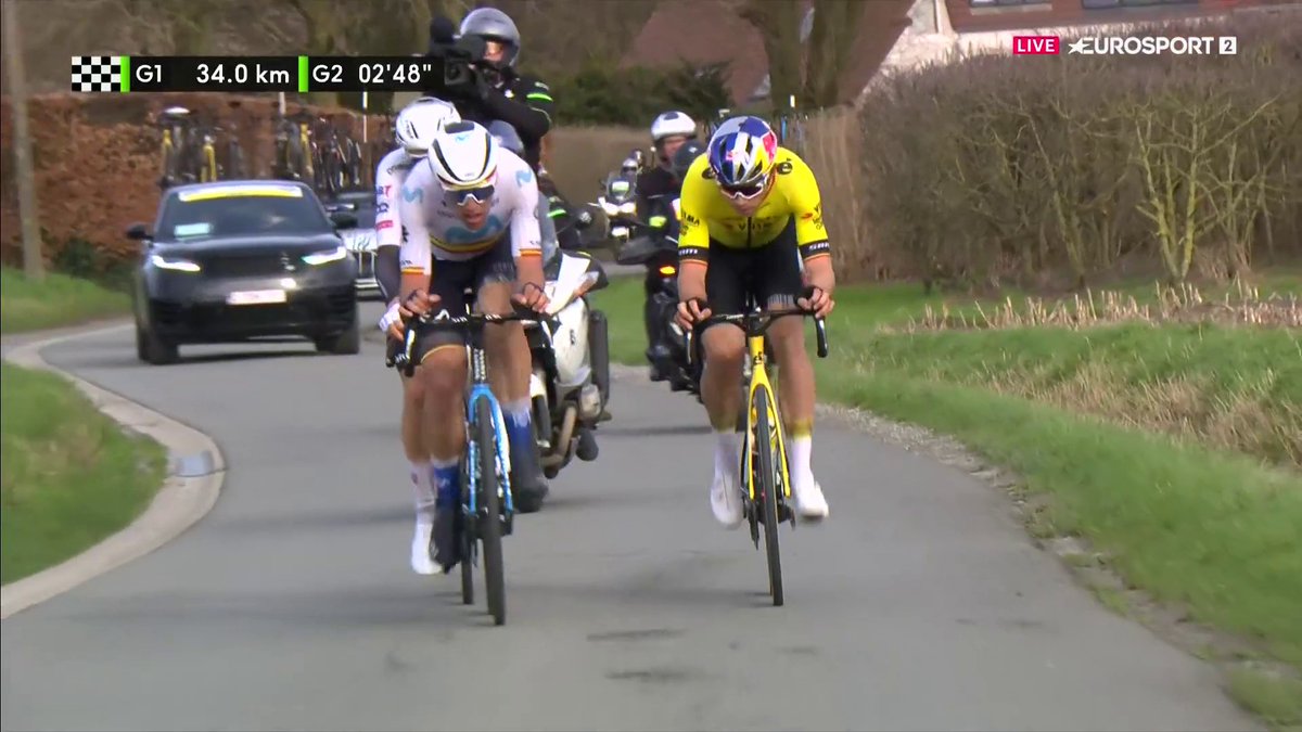 El clasicómano que le faltaba al ciclismo español 🤩 Lo de Lazkano ante Van Aert está siendo una cosa muy seria. #KBK24 | #LaCasadelCiclismo