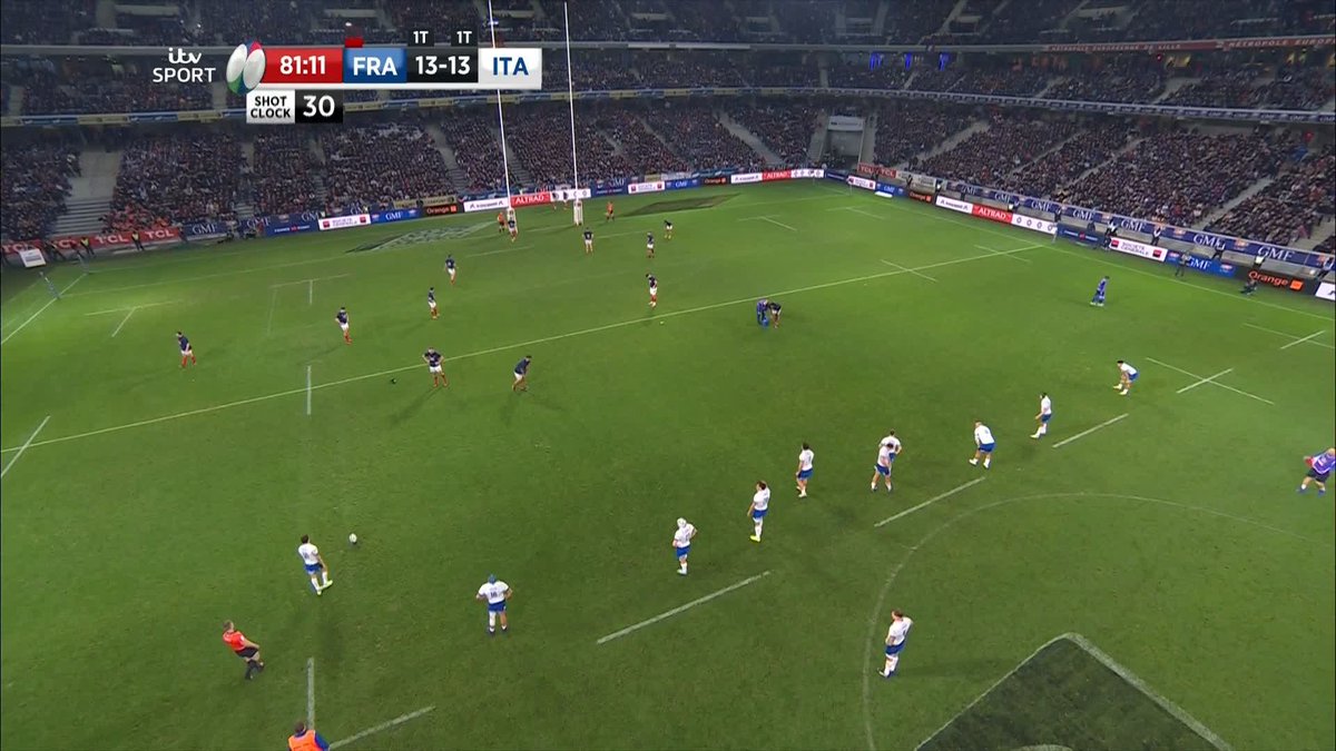 😲 UNBELIEVABLE DRAMA! Paolo Garbisi's 82nd-minute penalty hits the post to deny Italy a historic win in France! Heartbreak for the visitors 💔 #GuinnessSixNations | #FRAvITA