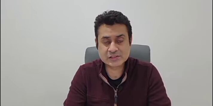 پولیس کو فری ہینڈ دیا گیا ہے کہ بس تحریک انصاف کو کرش کرنا ہے، اب اتنا ظلم جبر ہو رہا ہے ایسا لگتا ہے پاکستان دوبارہ 80 کی دہائی میں چلا گیا ہے۔ - بیریسٹر احتشام Barrister Ehtesham Amir-ud-din #PakistanUnderFascism