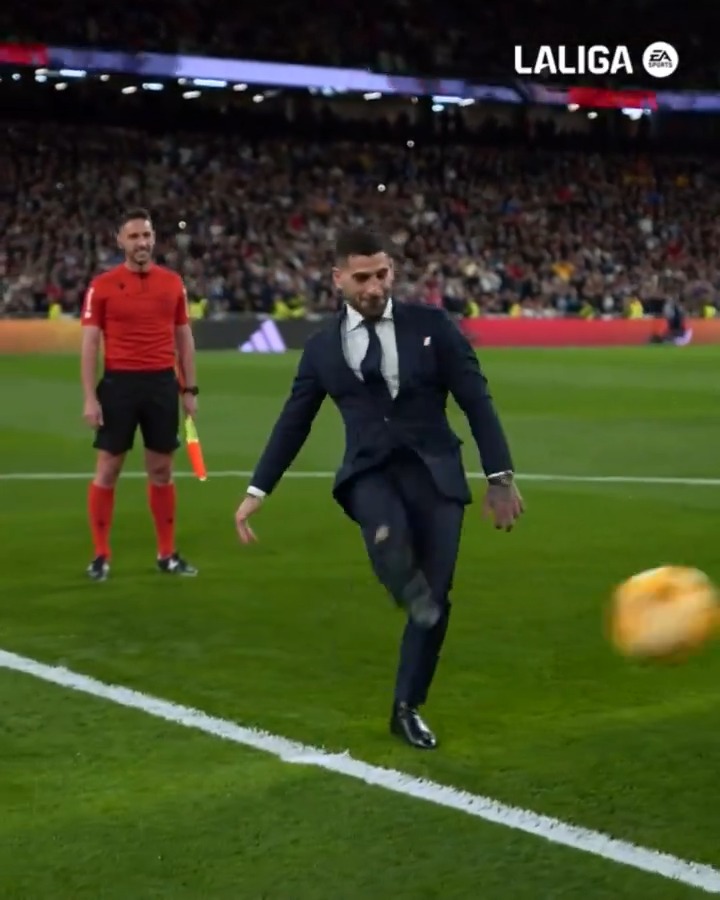 💭🏆 YO LO SOÑÉ. Ilia Topuria, CAMPEÓN de la UFC, y su saque de honor en el Real Madrid - Sevilla.