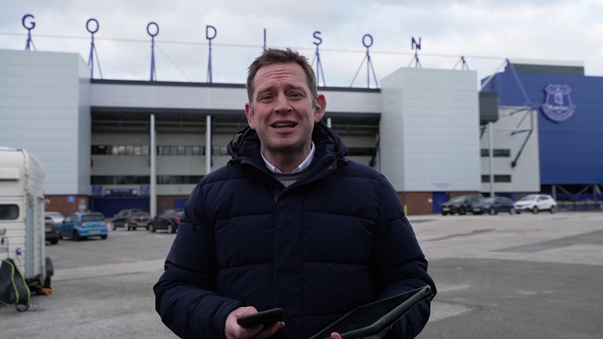 "Some Evertonians are disappointed, but general atmosphere is one of satisfaction" ๐ต Reporter Vinny O'Connor describes the mood at Goodison Park after 10-point deduction was reduced.