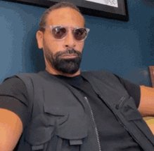 Rio Ferdinand has lost the plot 😭😭😭