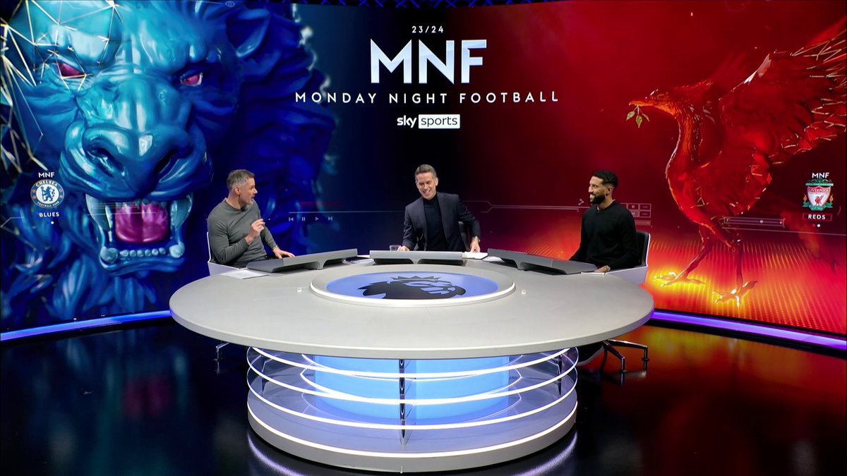 Bottle jobs &amp; Spice boys!! #LIVCHE #MNF