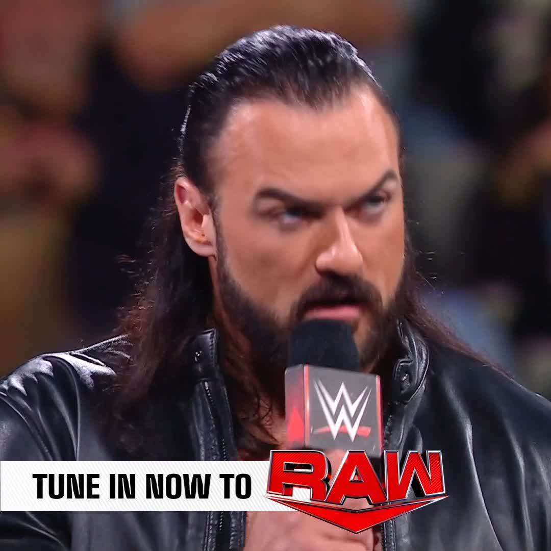 THIS GUY.... #WWERaw