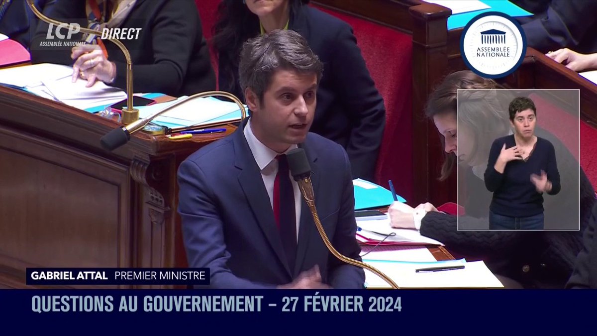 Ukraine : "Madame Le Pen, vous défendiez une alliance militaire avec la Russie il y a seulement deux ans !", déclare Gabriel Attal. "Il y a lieu de se demander si les troupes de Vladimir Poutine ne sont pas déjà dans notre pays : je parle de vous et de vos troupes !" #DirectAN