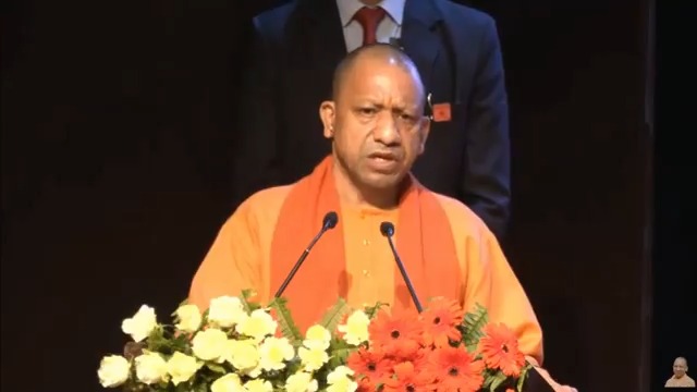 हमारा 'जीरो टॉलरेंस' समाज विरोधी, राष्ट्र विरोधी तत्वों के लिए, पेशेवर माफिया और अपराधियों के प्रति होना चाहिए... कॉमन मैन के लिए हमें उतना ही संवेदनशील और त्वरित न्याय देने के लिए अपने आप को तैयार करना होगा...