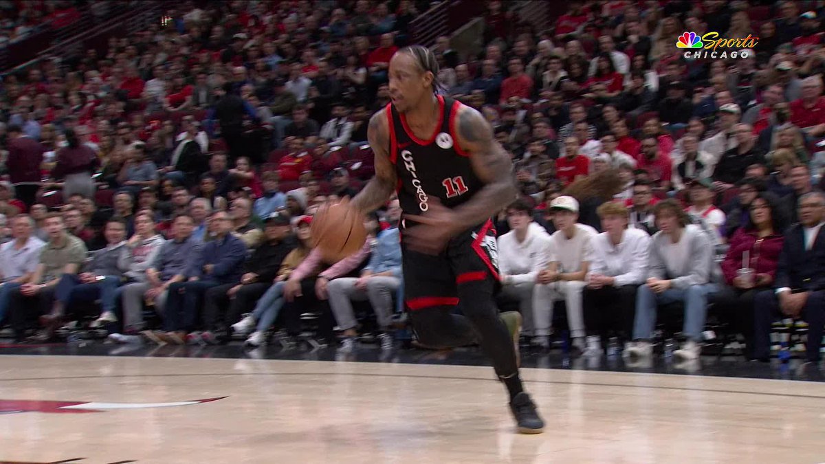 Preciosa canasta de DeMar DeRozan anoche 😍