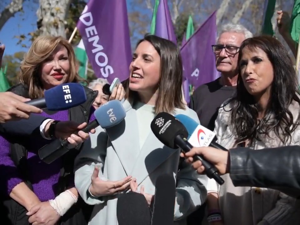 El #DíaDeAndalucía es un buen momento para recordar que cuando luchamos juntas, las cosas imposibles dejan de serlo ✊💜