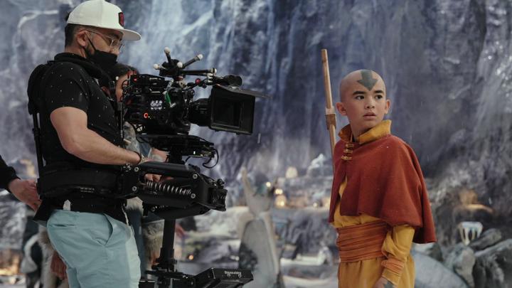 a behind the scenes look of how the cast and crew of Avatar: The Last Airbender brought bending to life