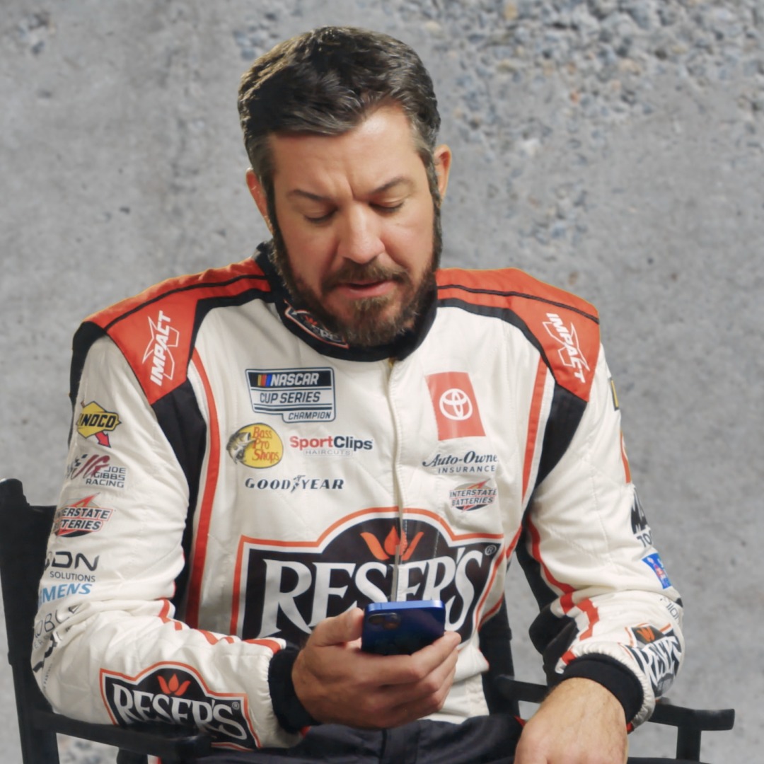 Ever wonder which track is the hardest on tires? 🤔 Curious which race Martin Truex Jr. has always wanted to 🏁? Find out the answer to these questions and more in our newest installment of Twitter Questions with Martin Truex Jr.! #ResersRacing #LetsEat