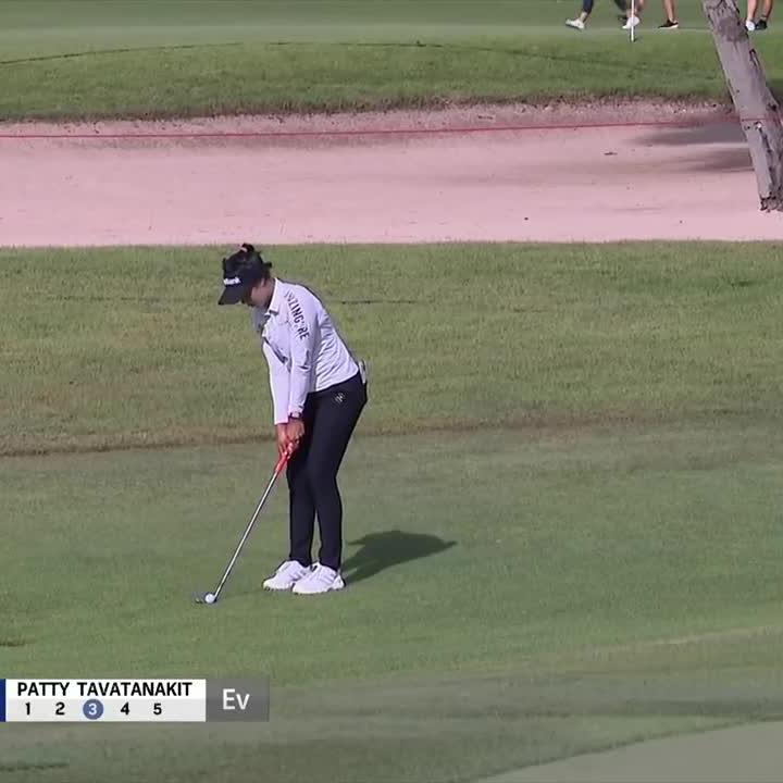 PATTY EAGLE CHIP IN! 🦅 Patty Tavatanakit | HSBC Women's World Championship