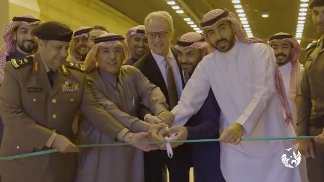 بحضور شركاء النجاح، افتتاح أحد أطول الأنفاق في الشرق الأوسط نفق طريق أبي بكر الصديق، تمنياتنا للجميع رحلة آمنة ⁧#حديقة_الملك_سلمان ⁩ In the esteemed presence of our valued partners, we inaugurated the Abu Bakr Al-Siddiq Road Tunnel. Drive safe ⁦#KingSalmanPark ⁩