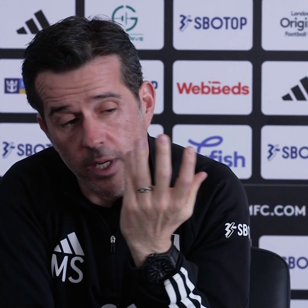 "I would prefer to talk about our club's performance... but here you are talking about a TikTok, nice!" 🙄 Marco Silva does not care for Fulham's TikTok video poking fun at Manchester United's Bruno Fernandes...