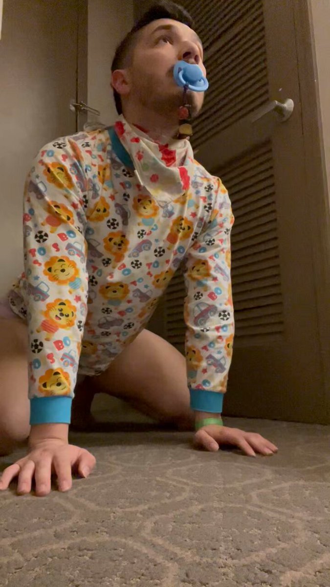 One Desperate Puppy Couldn’t hold it… *BLORT 💥* Woof so warm and Squishy 🥵😈💩🐶…well it’s daddy’s problem now the Daddy of degenerates 🔜 BFC26
