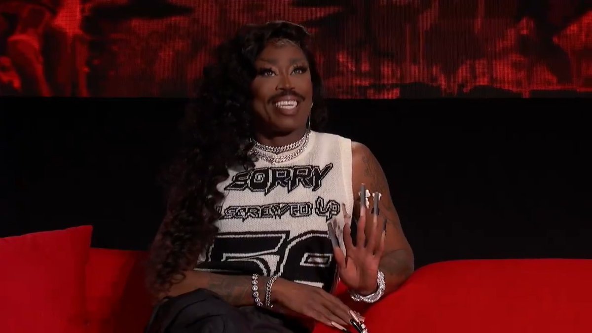 Add Legendary Children to the queue and come hang for all-new #Ridiculousness TONIGHT at 10/9c on MTV with special guest Mo Heart 🗣️🎶 #DragRace