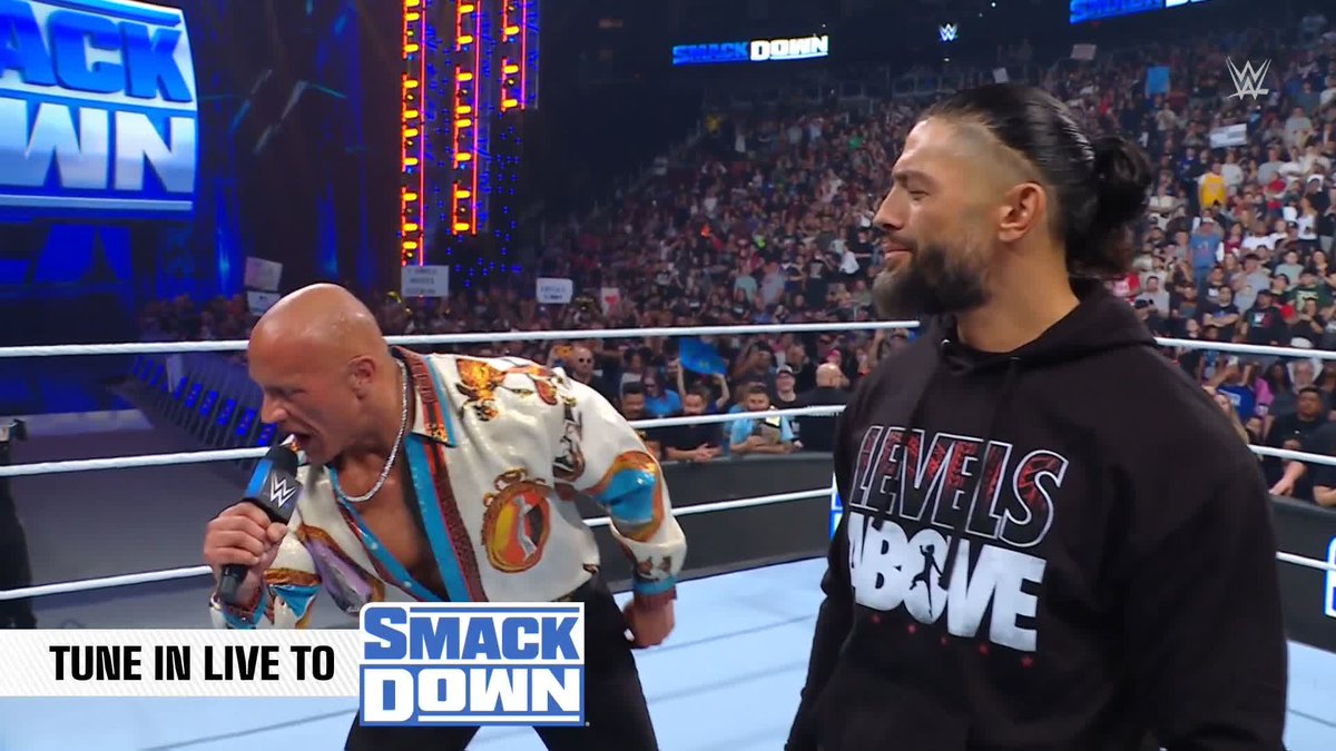 "If ya smell what The Bloodline is cookin" #TheBloodline is completely on the same page ☝️ Dwayne Johnson Roman Reigns Paul Heyman #SmackDown