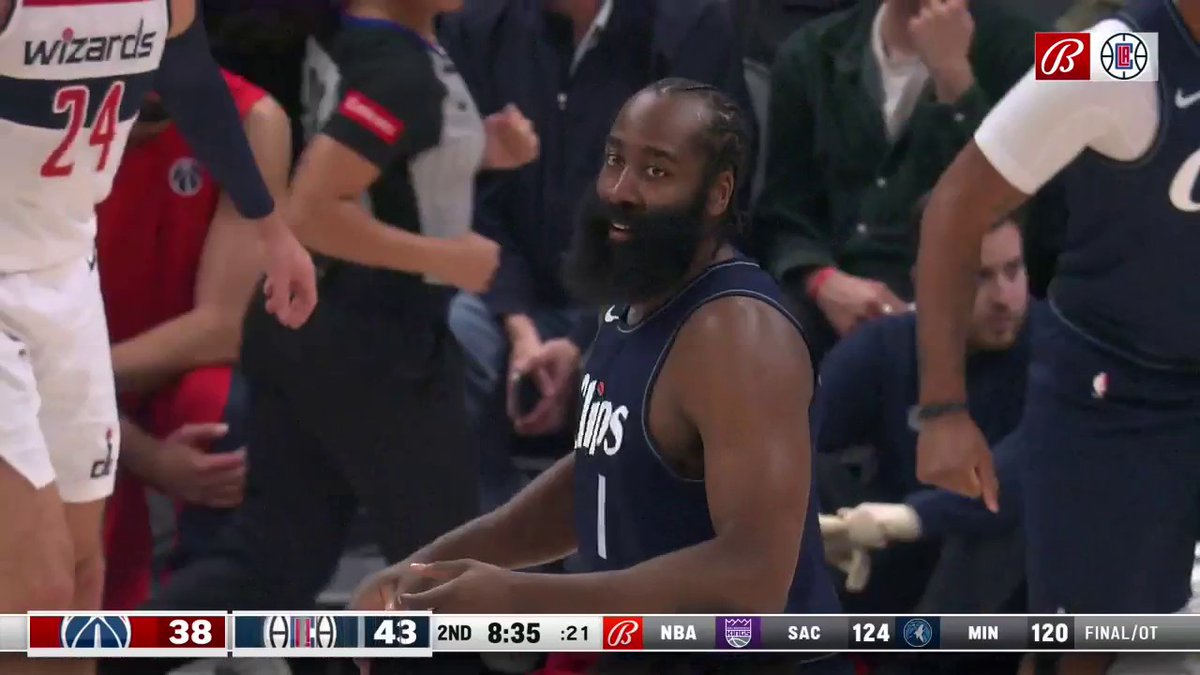 JAMES HARDEN WITH THREE STRAIGHT 3 POINTERS UNDER 1 MINUTE 😱