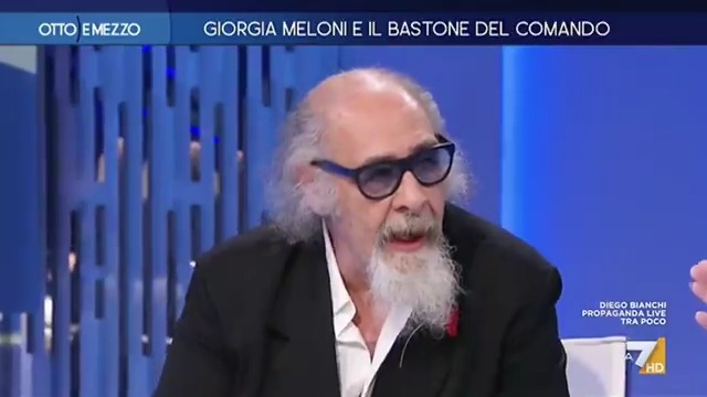 Sechi: "Salvini è una persona coi piedi per terra" D'Aogsitno: "Ma che hai preso, LSD? Hai cambiato pusher?" #ottoemezzo