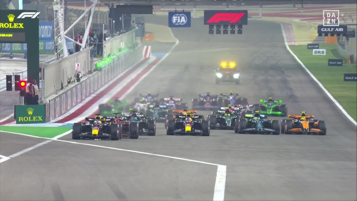 COMENZÓ LA LOCURA Sigue toda la acción aquí #BahreinDAZNF1 🇧🇭