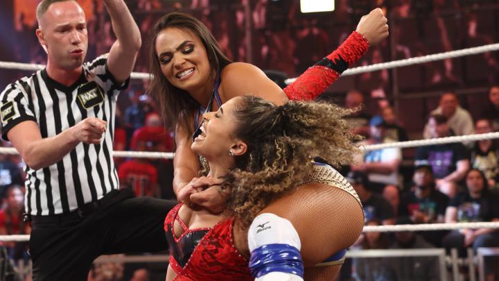 .Kelani Jordan and Kayla Klingensmith 💋 look to solve their recent issues with one another when the two battle it out on #WWENXT.