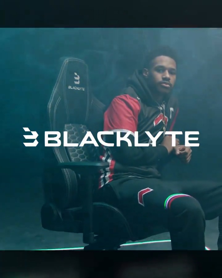 We've officially partnered with Blacklyte and we're giving away a gaming chair to celebrate! To enter: » Follow Raptors Uprising GC & @BlacklyteOffl » RT + Like » Tag a friend