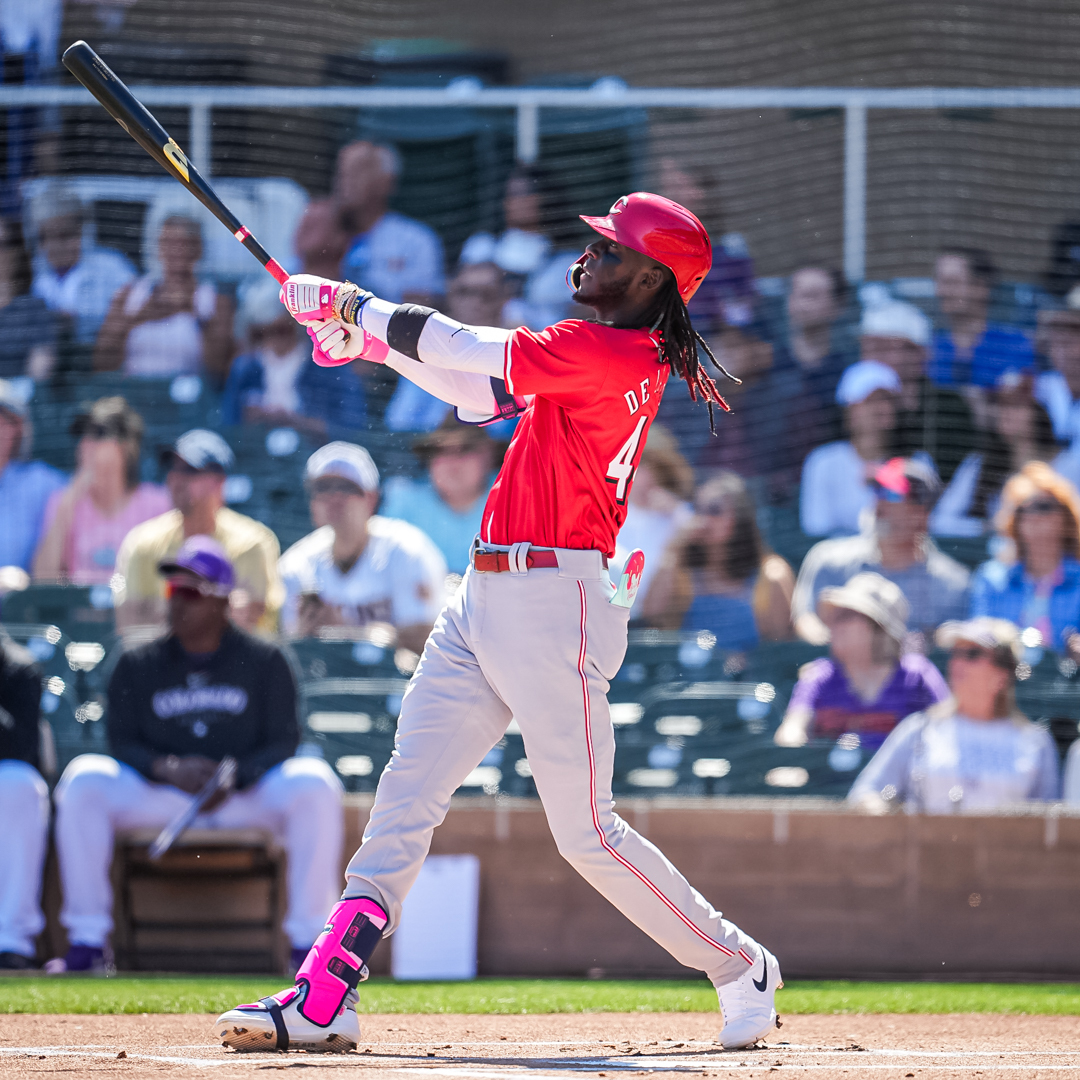 ELLY DE LA CRUZ 470 FOOT HOME RUN 😱 (via Cincinnati Reds)