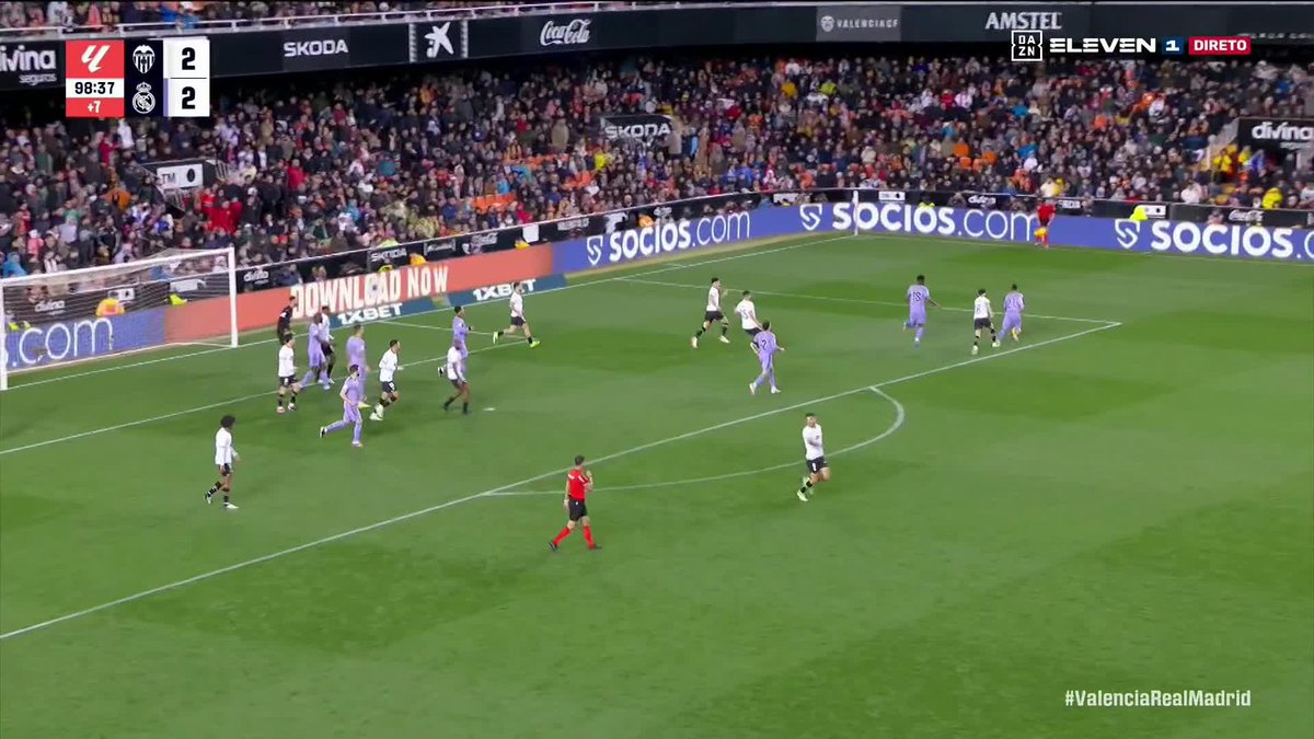 INACREDITÁVEL! O árbitro acabou o jogo no momento do cruzamento... e o golo de Bellingham que daria a vitória ao Real Madrid não contou.