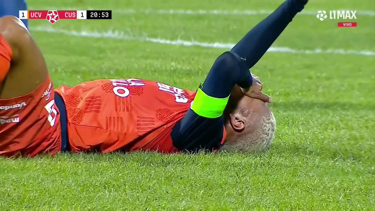 👀 Guerrero se queja de un golpe en el área ¿Fue penal? El árbitro no pitó #UCV 1-1 #CuscoFC 📲 Suscríbete y mira el partido EN VIVO: #Liga1TeApuesto