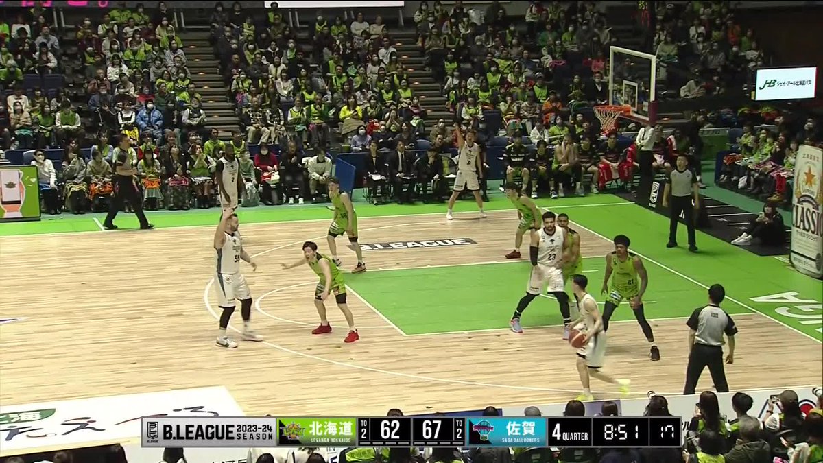 GAME END #レバンガ北海道 72 佐賀バルーナーズ 87 北海道【Q】佐賀 16【1Q】19 25【2Q】19 21【3Q】27 10【4Q】22 追い上げが必要な状況でインサイドを抑えられず得点も伸びずに徐々に点差を離され悔しい連敗。 2日間、最後まで全緑応援ありがとうございました。 📡