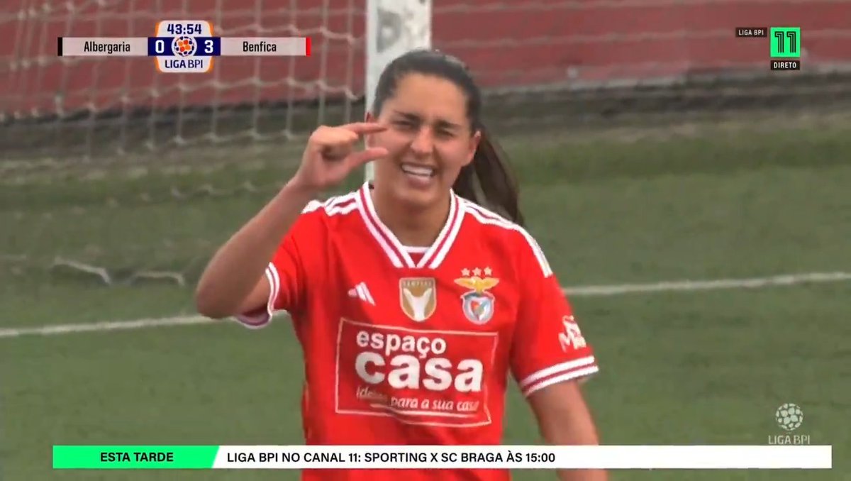 Kika Nazareth voltou de lesão com um golo de outro mundo 😱