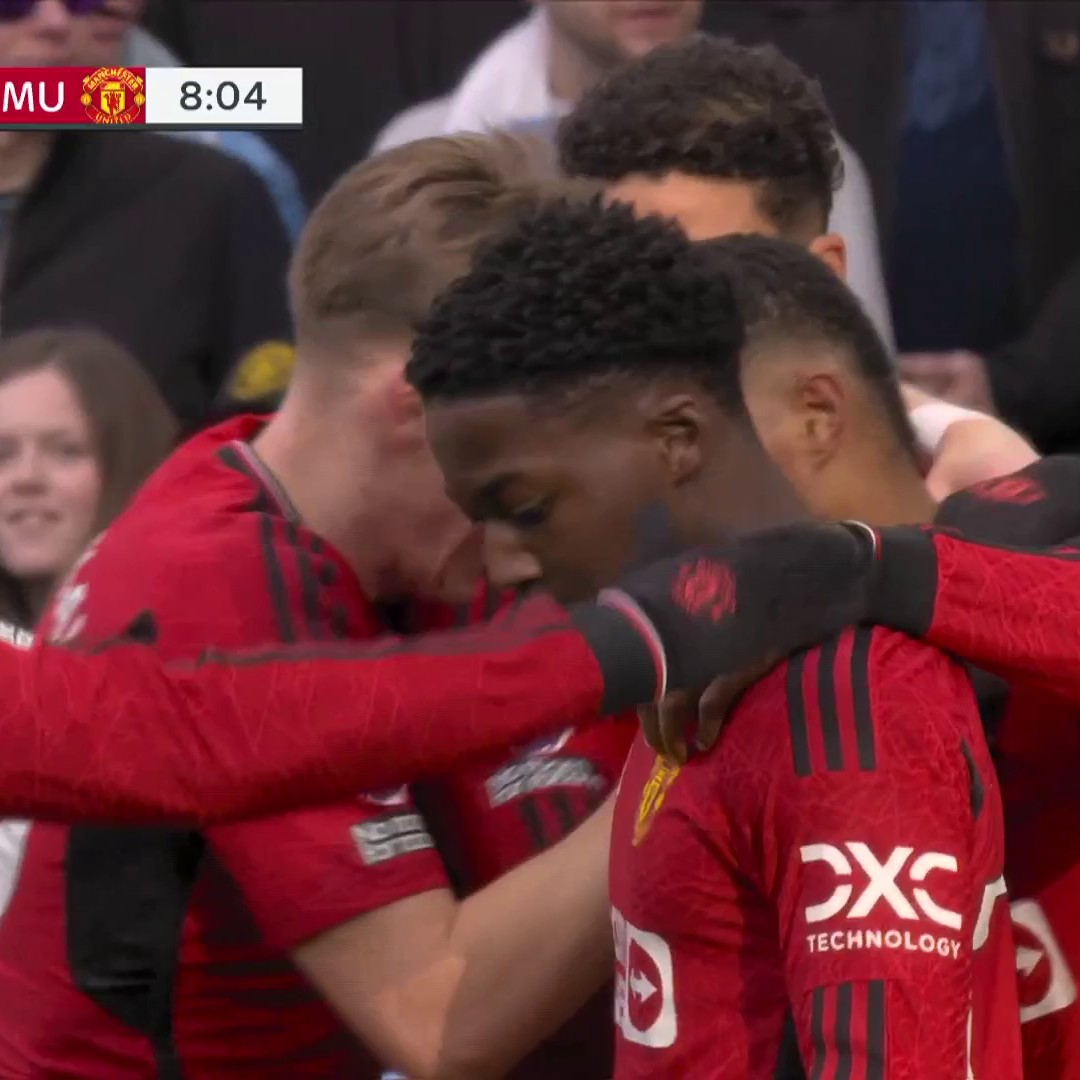 OMG MARCUS RASHFORD 🤯 (via NBC Sports Soccer)