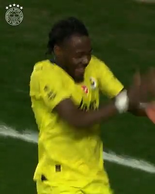 Osayi’nin gol sevinci diye bir güzellik var ⚡️