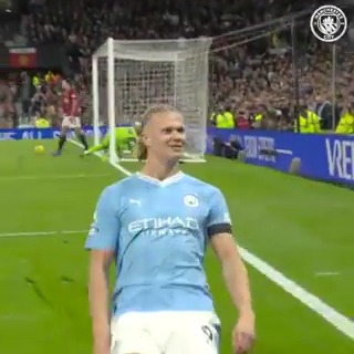 All 𝘀𝗲𝘃𝗲𝗻 derby day knee slides this season! 👊