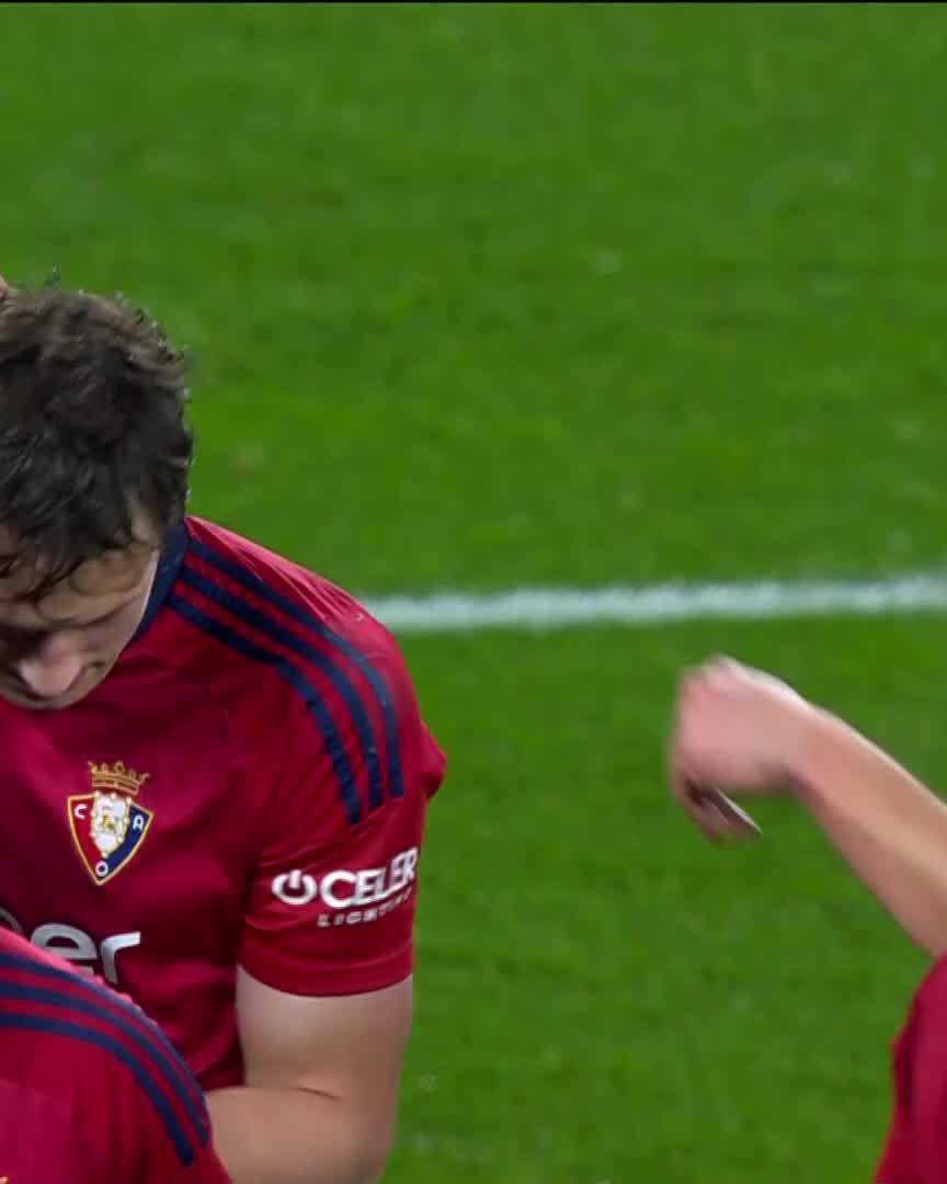 El arte de defender. 💪 ❤️ C. A. OSASUNA #LALIGAEASPORTS | #LALIGAHighlights