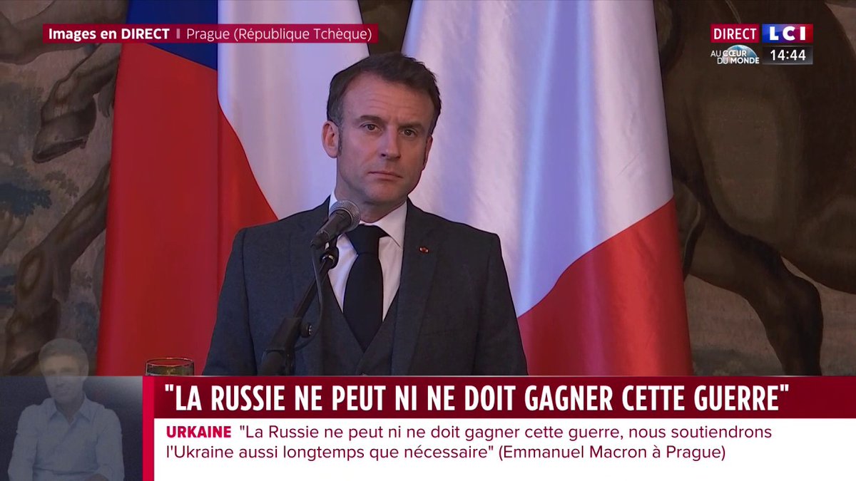 "C'est un sursaut stratégique auquel j'ai appelé et que j'assume pleinement. Il nous faut être lucide sur la réalité de la situation qui se joue en Europe et les risques qui sont à l'oeuvre" : insiste Emmanuel Macron. Selon lui, Poutine n'a "aucune" limite.