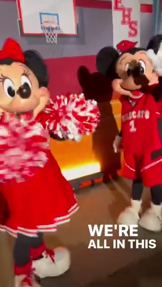 『ハイスクール・ミュージカル』ワイルドキャッツミッキー&amp;チアリーダーミニー📣 #ディズニーチャンネルナイト