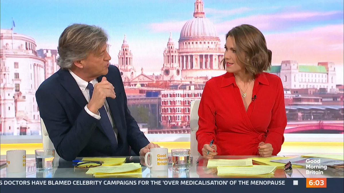 Who does the dishes in your household? 🍽️