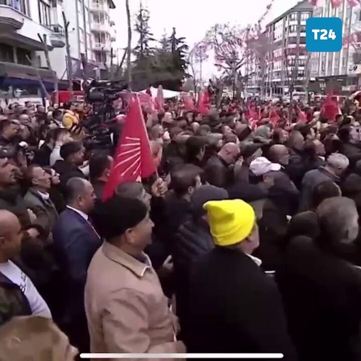 📢 CHP'nin Afyonkarahisar Belediye Başkan adayı Burcu Köksal: 💬 "Seçildiğimde Afyonkarahisar Belediye'sinin kapıları DEM Parti hariç bütün siyasi partilere açık olacak" 💬 "AKP'nin adayı bunu söyleyemez, onlar ancak yaygara koparıp kapalı kapılar ardında pazarlık yaparlar"