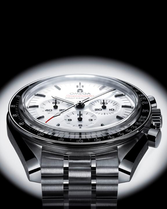 The new white dial of the Speedmaster Moonwatch is inspired by the colours of astronaut spacesuits, as well as the ALASKA I prototype from 1969. #OMEGA #Moonwatch #Speedmaster