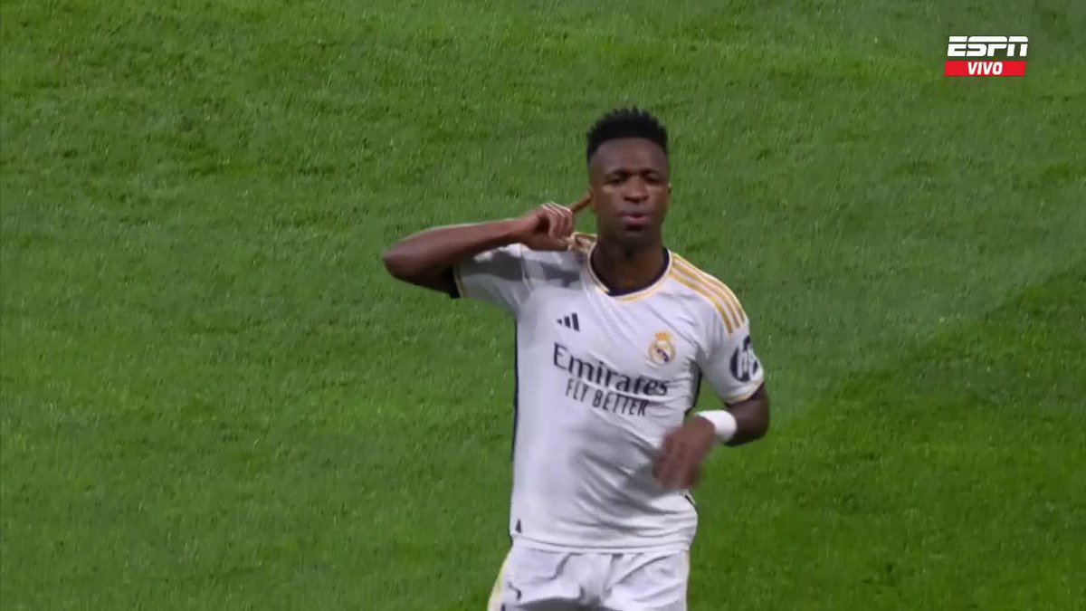 ¡EL 7 BRAVO! Vinícius Jr. y una gran definición para el 1-0 (2-0) del Real Madrid frente al Leipzig. 📺 Mirá la #UCL por #StarPlusLA