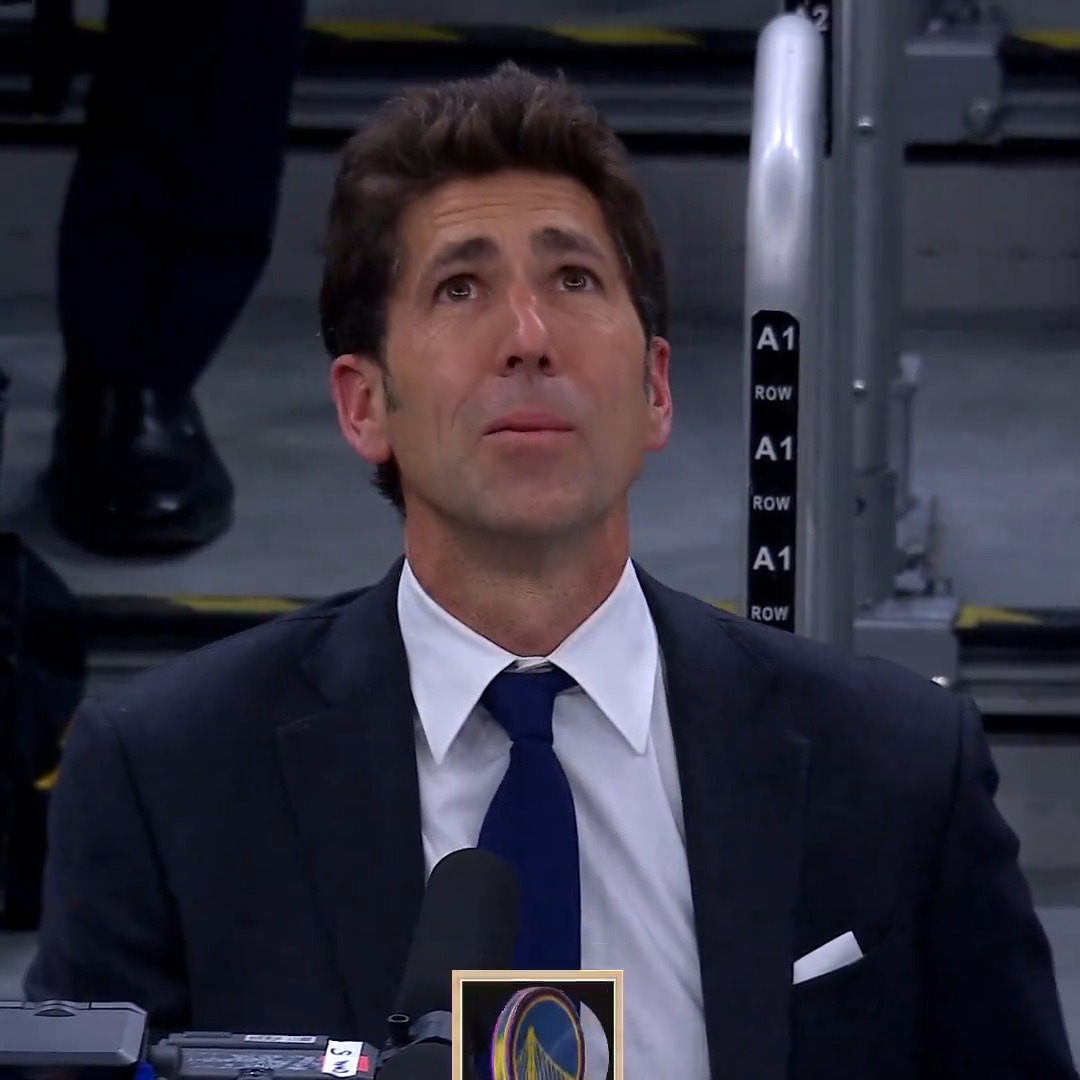 Bob Myers is back in the building tonight 🗣