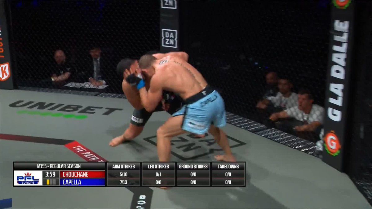 Furious pace through the 1st minute of Round 1! #PFLParis LIVE NOW 🇺🇸