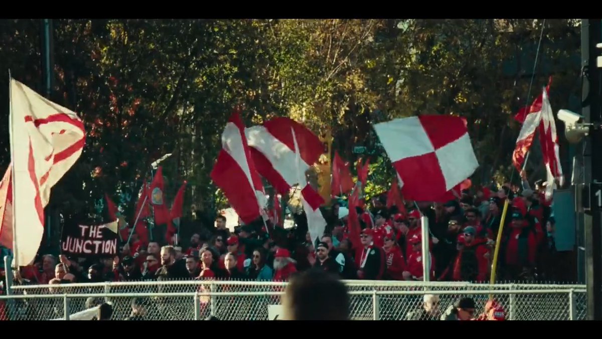We march together 🔴