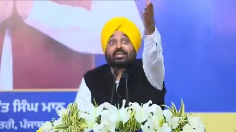 ਜਿਨ੍ਹਾਂ ਪਿਓ-ਪੁੱਤਾਂ ਨੂੰ ਲੋਕਾਂ ਨੇ ਕਦੇ ਜਿਤਾਇਆ ਹੀ ਨਹੀਂ, ਉਹ ਕੱਲ੍ਹ ਫ਼ਿਰ ਅਕਾਲੀ ਦਲ 'ਚ ਸ਼ਾਮਲ ਹੋ ਗਏ... ਪਾਰਟੀ 'ਚ ਵਾਪਸੀ ਤਾਂ ਹੋ ਗਈ ਪਰ ਜਿਨ੍ਹਾਂ ਘਰਾਂ 'ਚੋਂ ਲੋਕਾਂ ਨੇ ਕੱਢਿਆ ਉੱਥੇ ਕਦੇ ਵਾਪਸੀ ਨਹੀਂ ਹੋਣੀ...