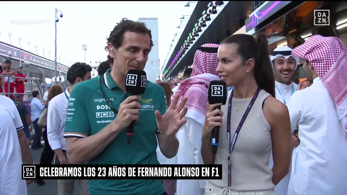 Esta anécdota de @PedroDeLaRosa1 contando cómo fue el día que Fernando Alonso se ganó su respeto en SENCILLAMENTE ESPECTACULAR 😍🙌 #SaudiDAZNF1 🇸🇦