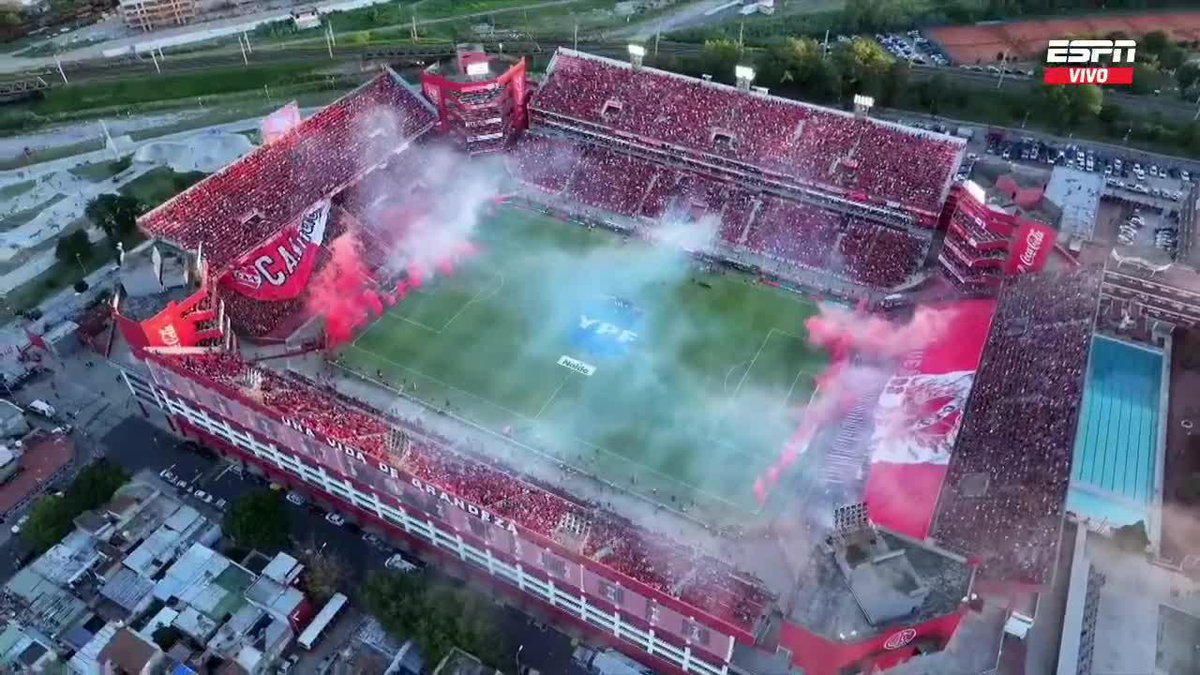 UFFF 🔥Miren el recibimiento que metemos #Independiente y nada más