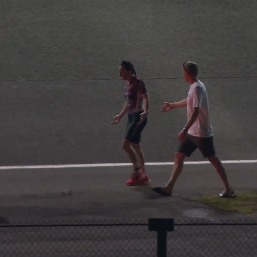 Kat Matthews and her husband Mark have a long disagreement on the track before she eventually stops 😳 📺 WATCH MIAMI T100 LIVE: