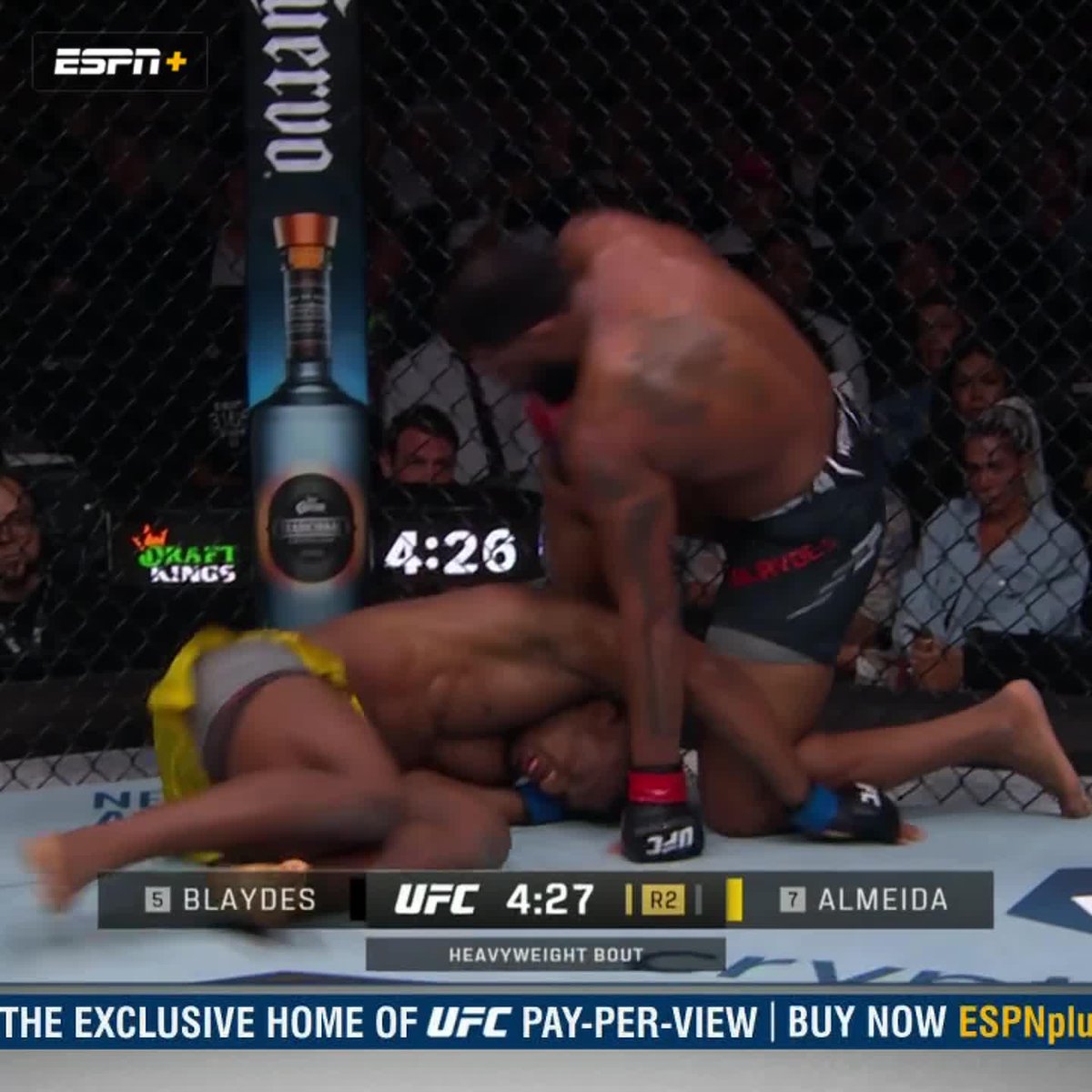 CURTIS BLAYDES HANDS JAILTON ALMEIDA HIS FIRST UFC LOSS 😱 #UFC299